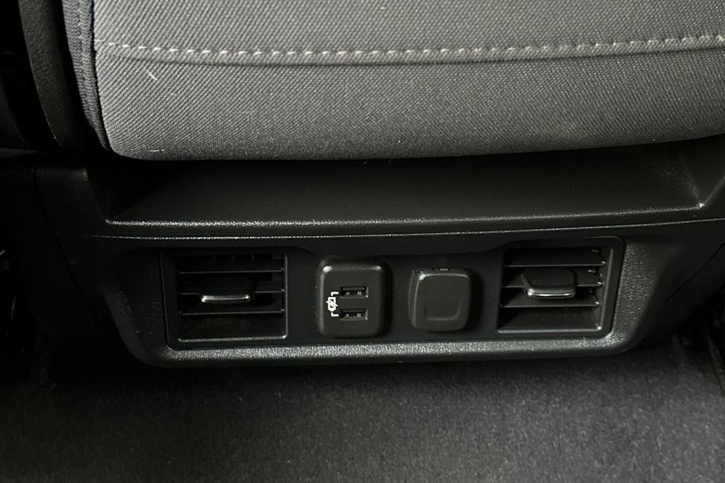 Thumbnail: 2019 Chevrolet Silverado 1500 - 21