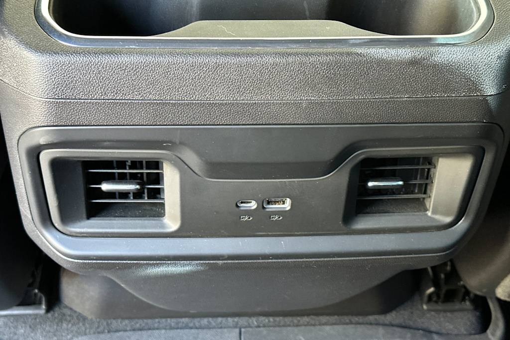 Thumbnail: 2022 Chevrolet Silverado 1500 - 22