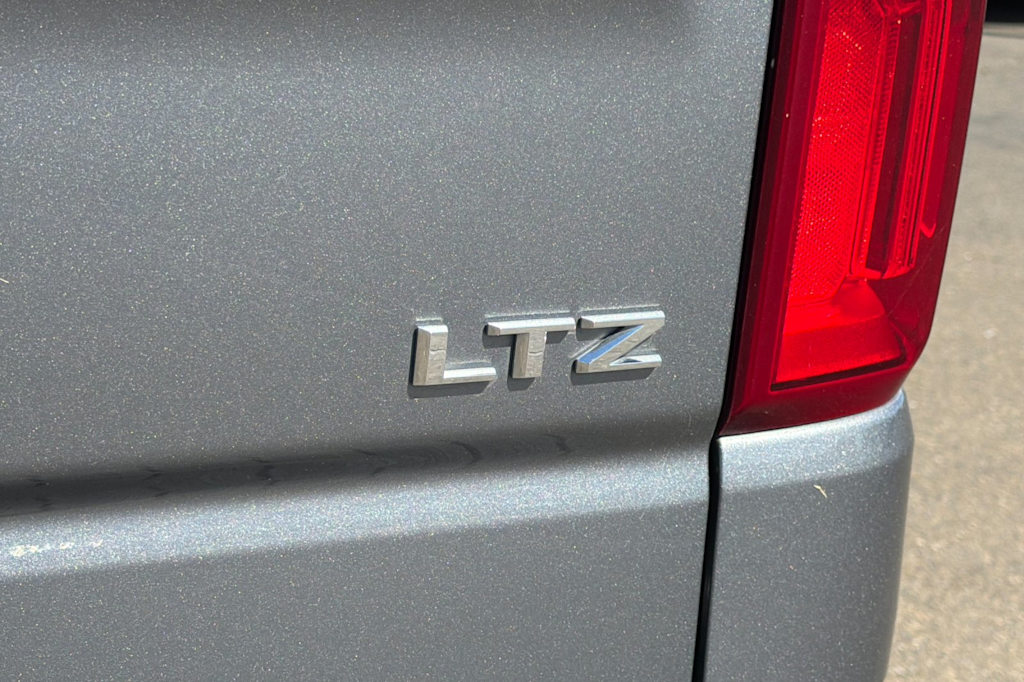 Thumbnail: 2020 Chevrolet Silverado 1500 - 34