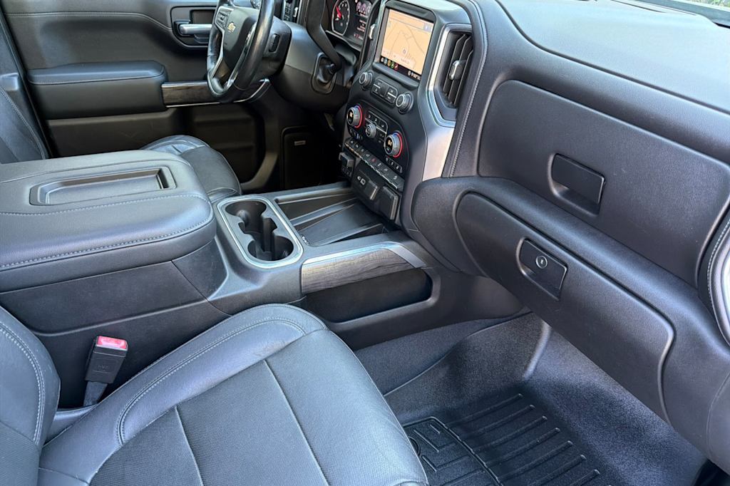 Thumbnail: 2020 Chevrolet Silverado 1500 - 11