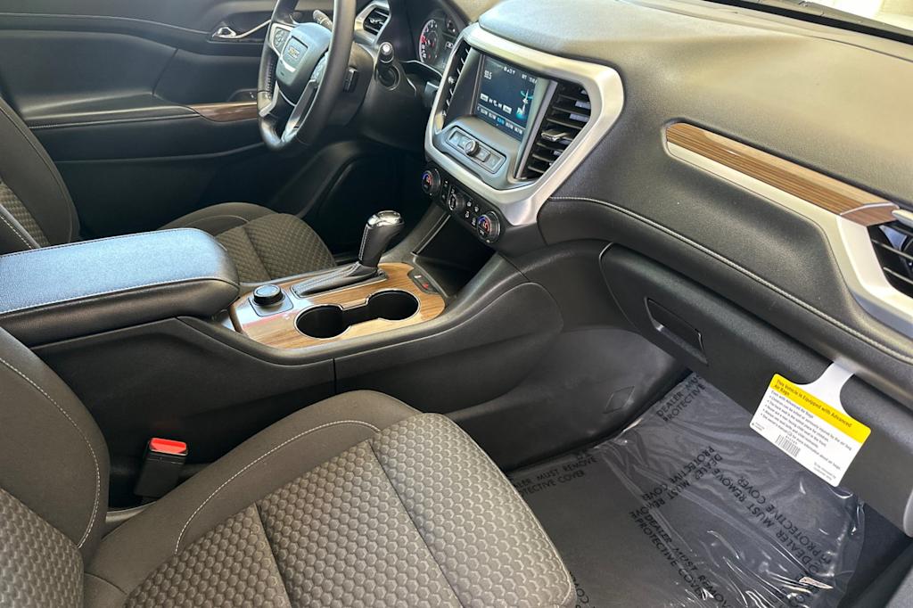 Thumbnail: 2019 GMC Acadia - 12