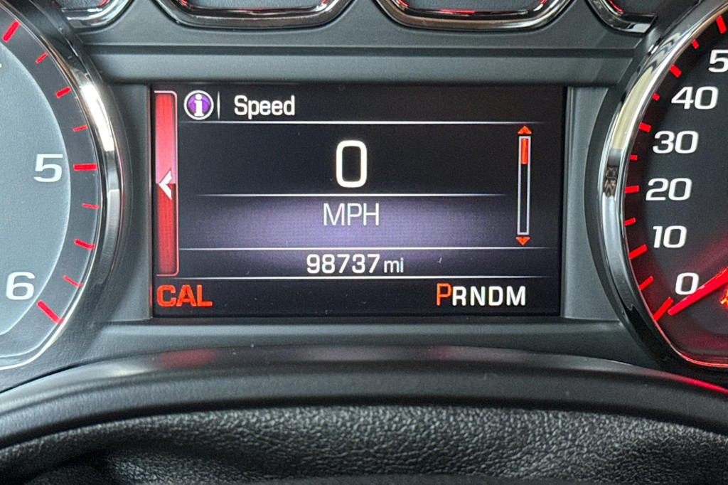 Thumbnail: 2016 GMC Yukon - 34