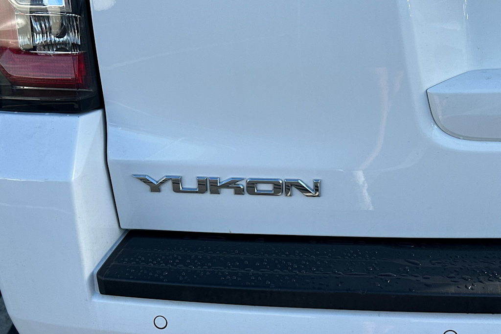 Thumbnail: 2017 GMC Yukon - 11