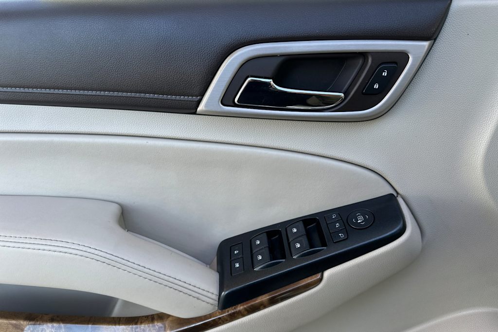 Thumbnail: 2015 GMC Yukon XL - 20