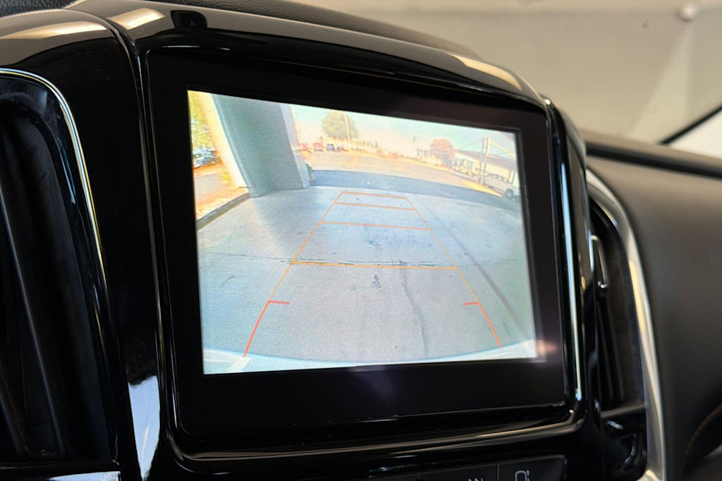 Thumbnail: 2019 Chevrolet Traverse - 26