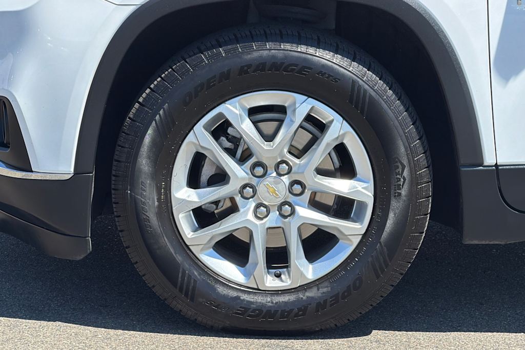 Thumbnail: 2019 Chevrolet Traverse - 8