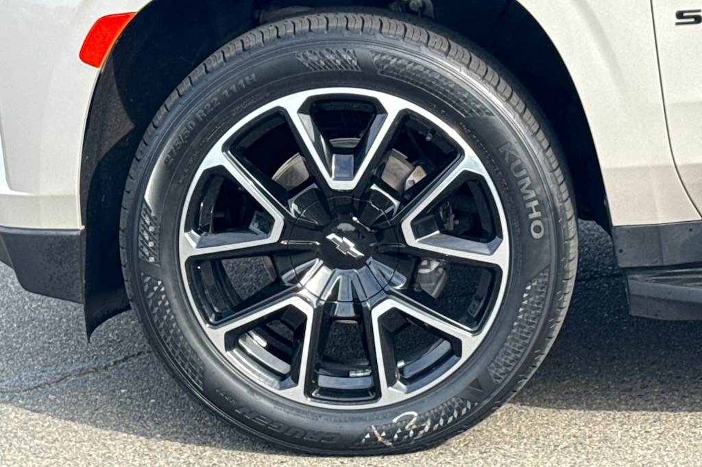 Thumbnail: 2021 Chevrolet Suburban - 8