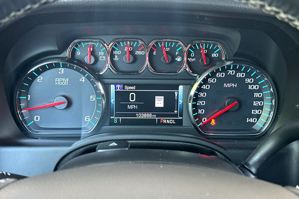 Thumbnail: 2019 Chevrolet Suburban - 15