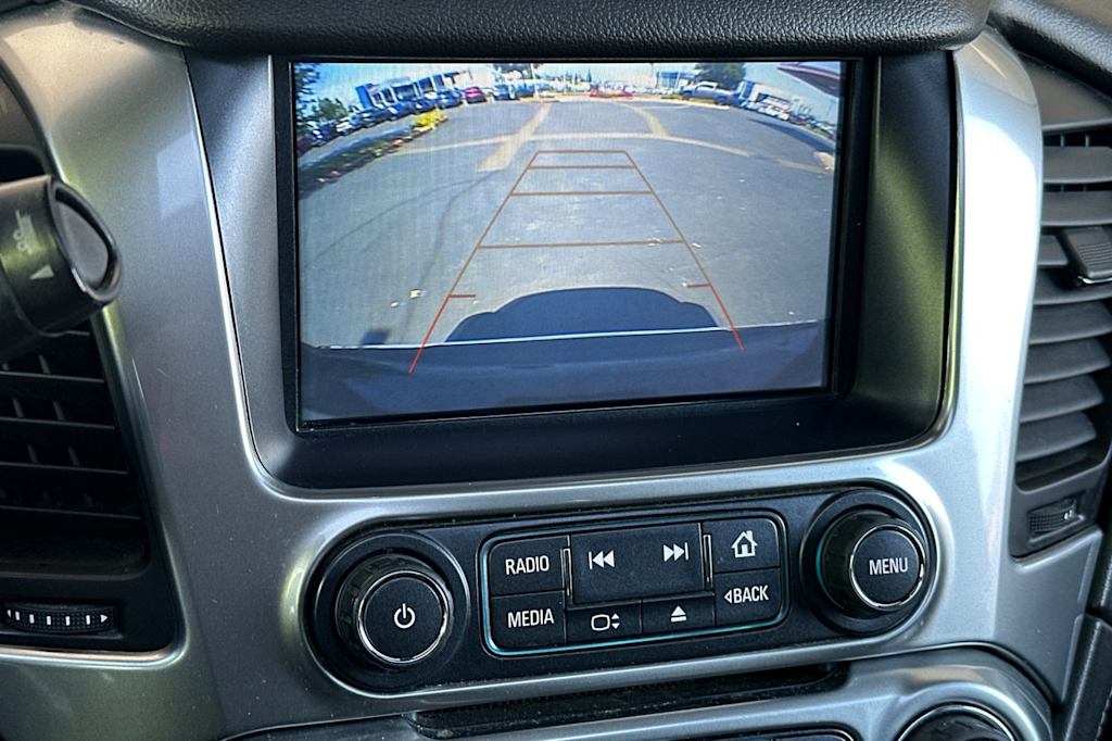 Thumbnail: 2019 Chevrolet Suburban - 27
