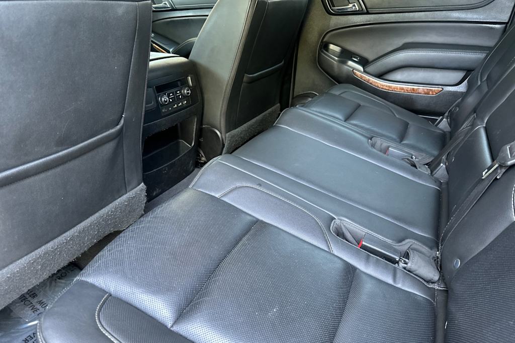 Thumbnail: 2019 Chevrolet Suburban - 11