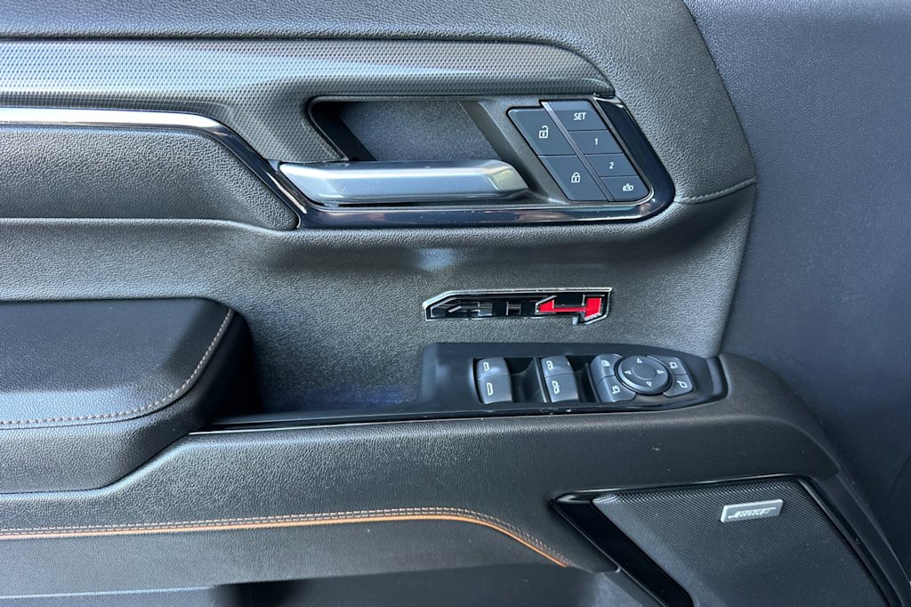 Thumbnail: 2024 GMC Sierra 1500 - 21