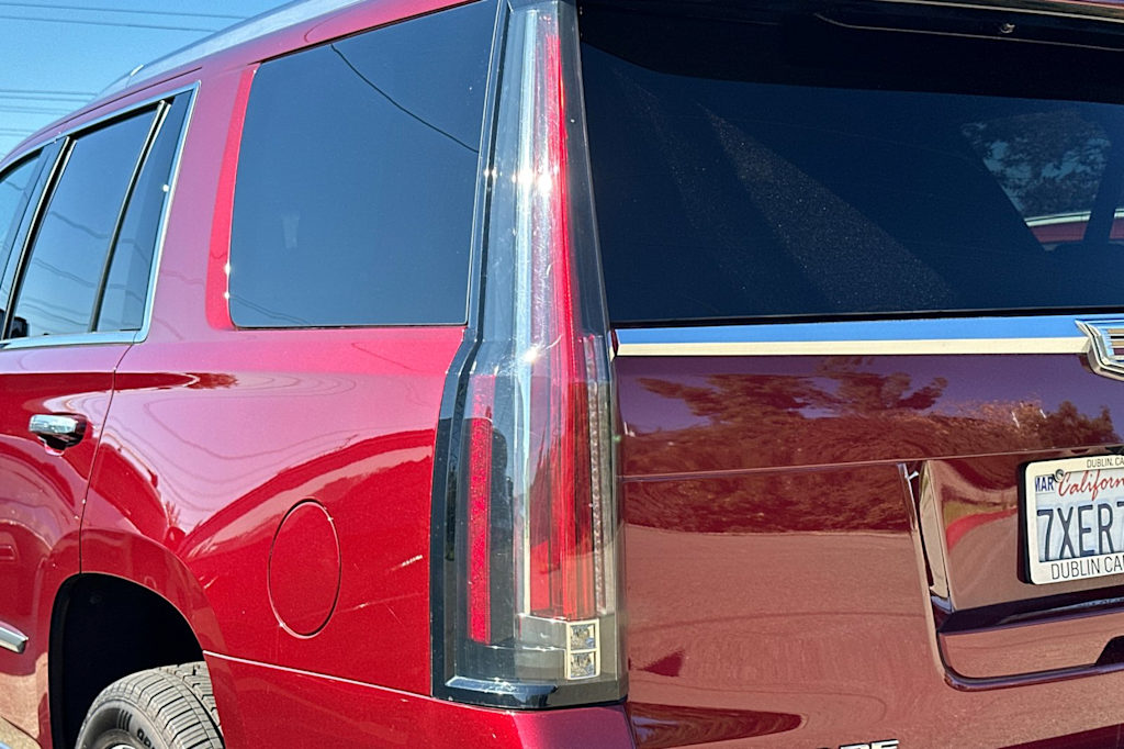 Thumbnail: 2016 Cadillac Escalade - 14