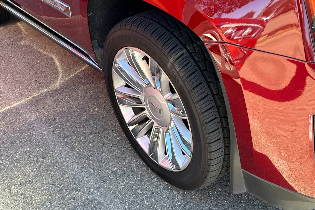 Thumbnail: 2016 Cadillac Escalade - 6