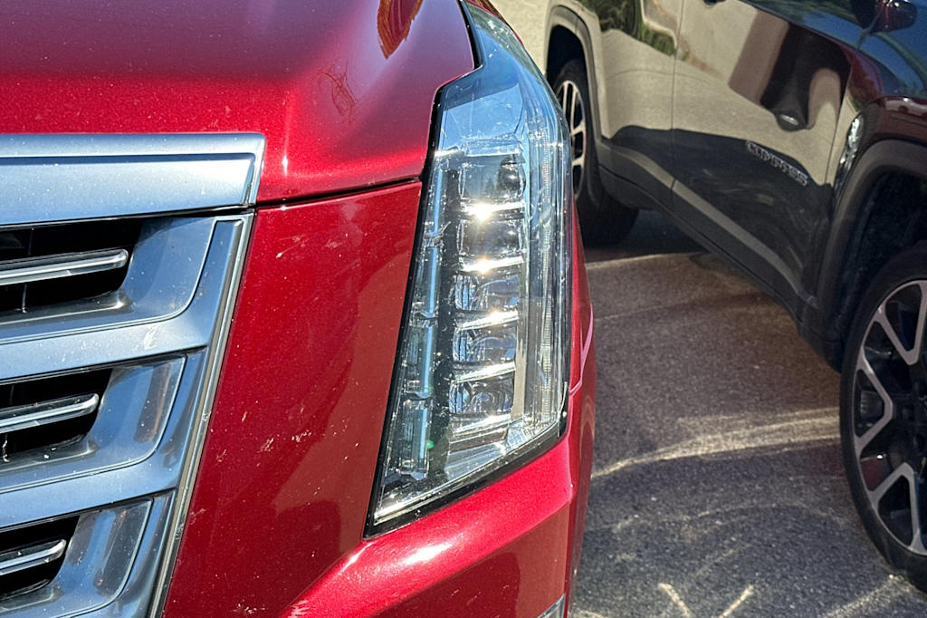 Thumbnail: 2016 Cadillac Escalade - 12