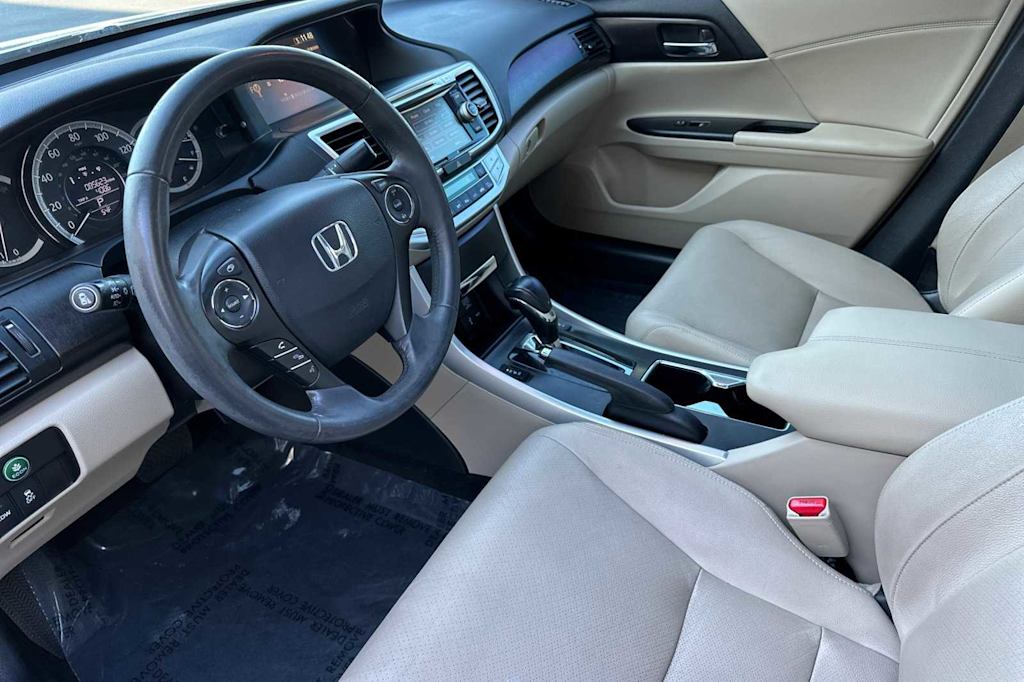 2015 Honda Accord EX-L 8