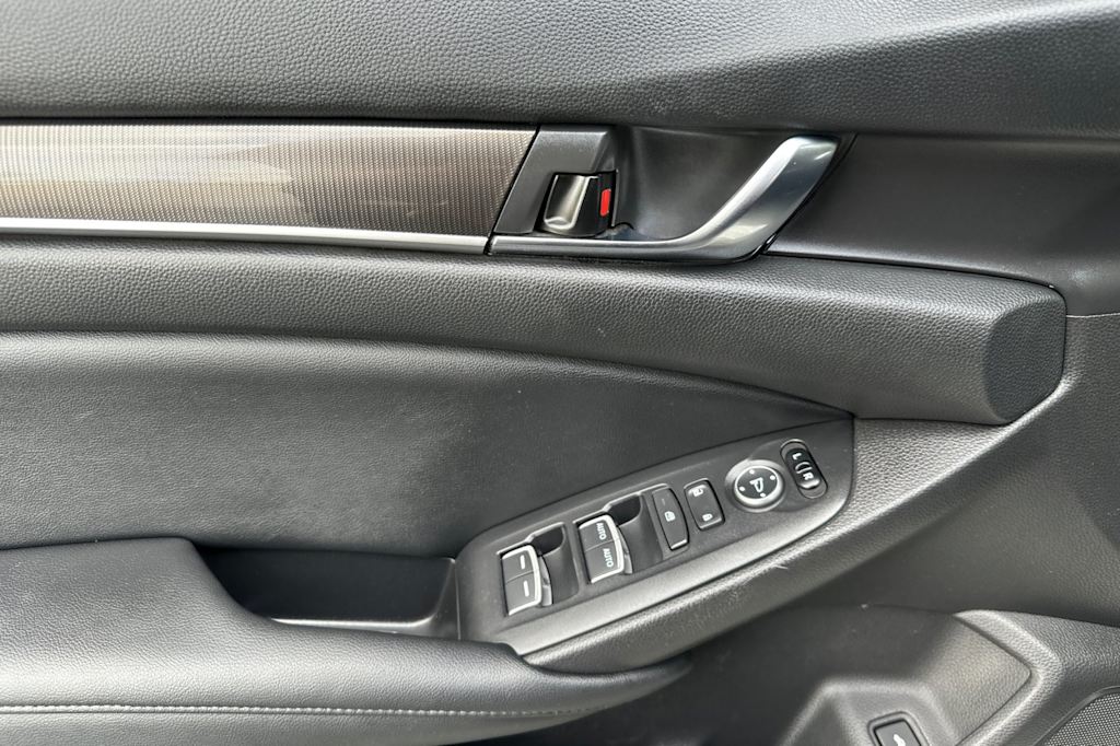 Thumbnail: 2021 Honda Accord - 21