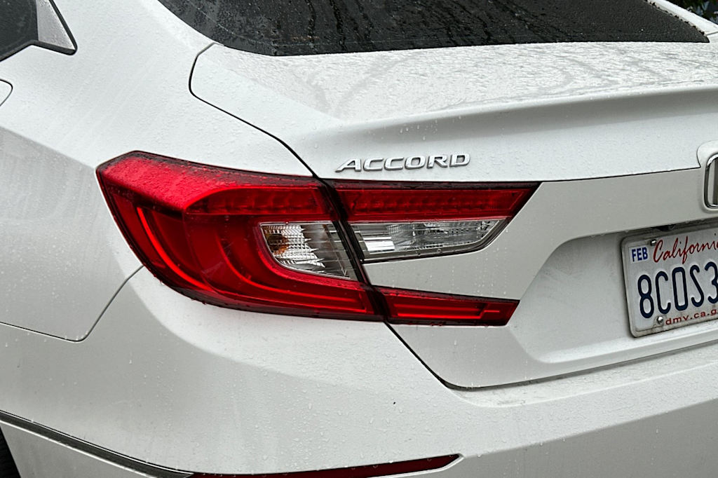 Thumbnail: 2018 Honda Accord - 16