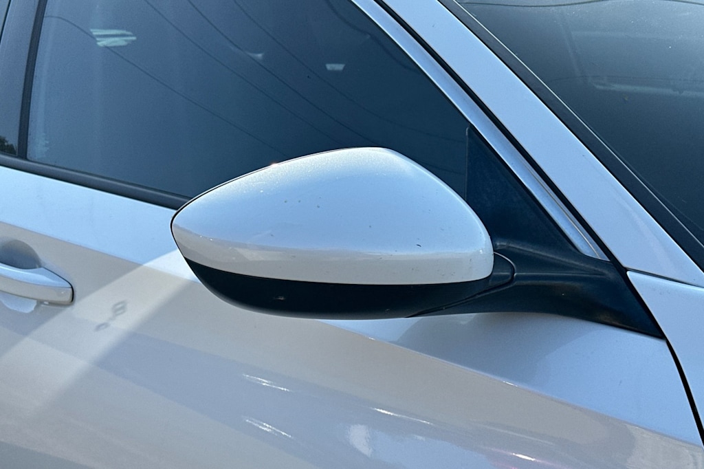 Thumbnail: 2019 Honda Accord - 13