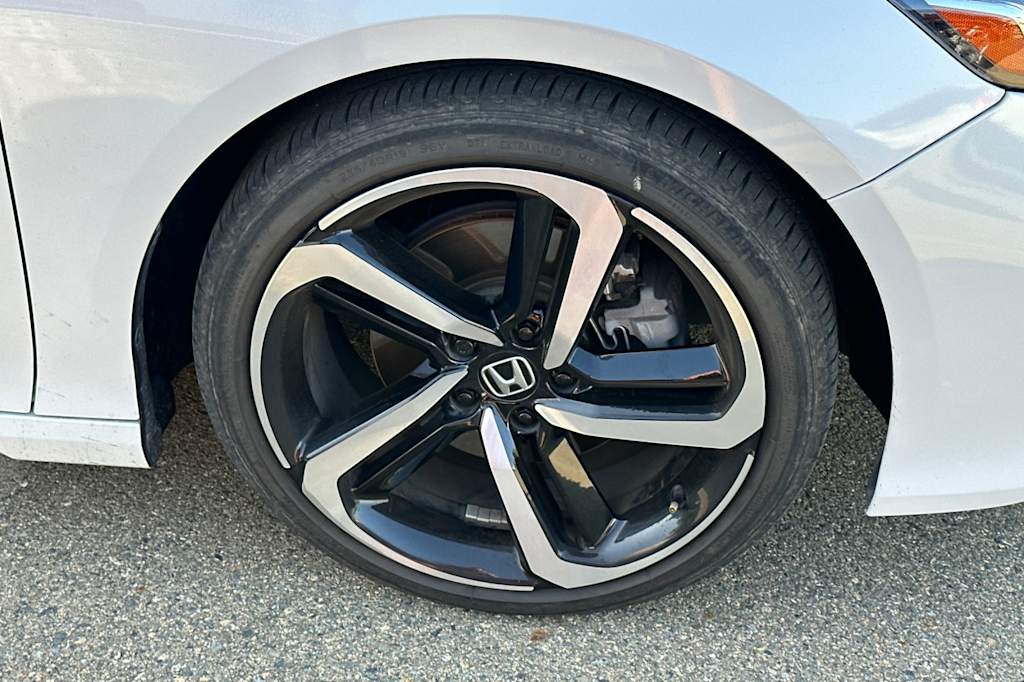 Thumbnail: 2019 Honda Accord - 6