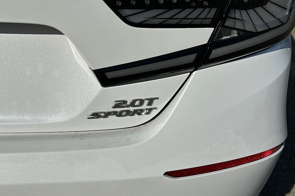 Thumbnail: 2019 Honda Accord - 8