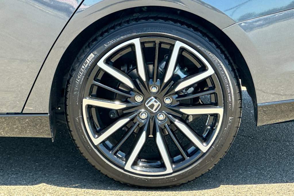 Thumbnail: 2025 Honda Accord - 8
