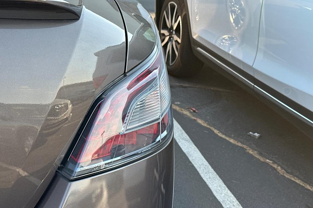 Thumbnail: 2014 Nissan Maxima - 18