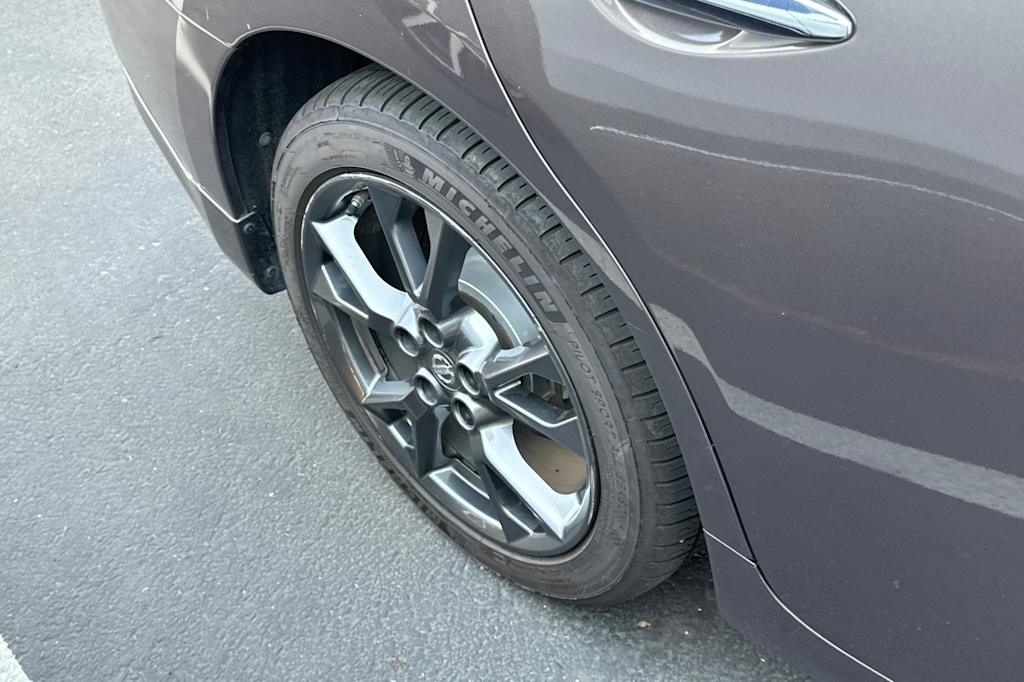 Thumbnail: 2014 Nissan Maxima - 15