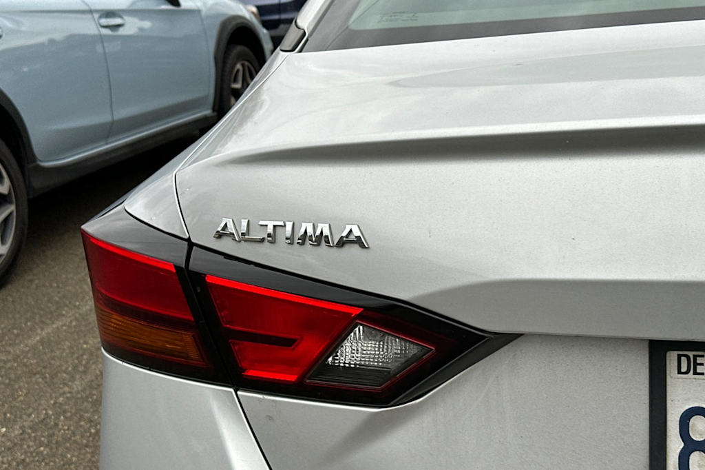 2020 Nissan Altima S 10