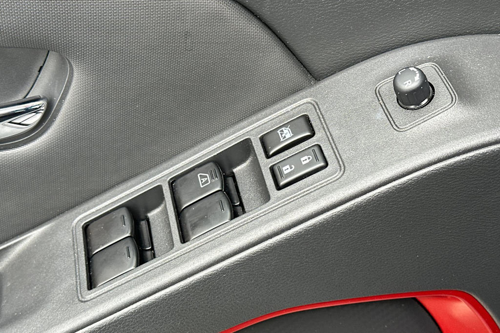 Thumbnail: 2023 Nissan Frontier - 21