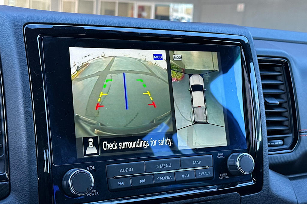 Thumbnail: 2023 Nissan Frontier - 25