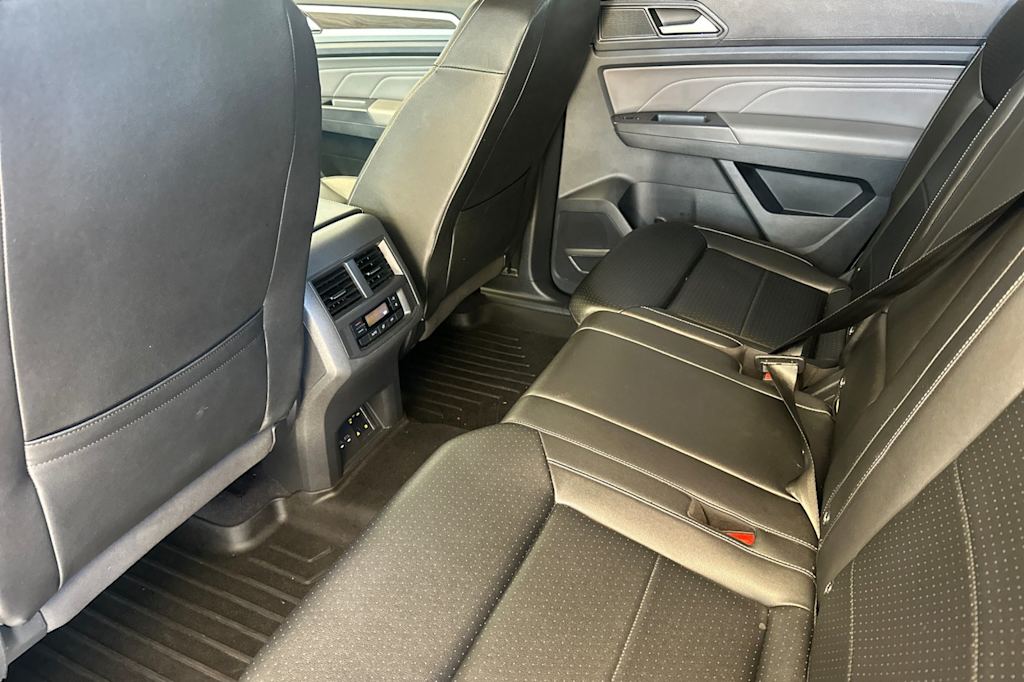 Thumbnail: 2021 Volkswagen Atlas - 12