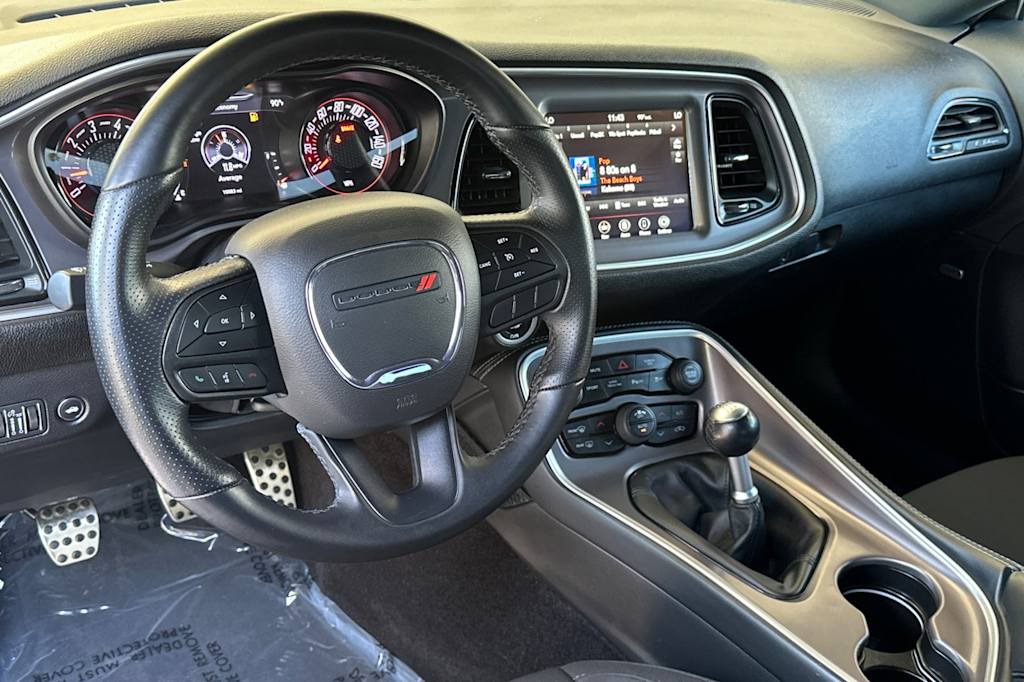 Thumbnail: 2022 Dodge Challenger - 2