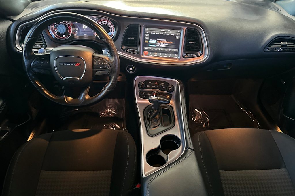 Thumbnail: 2019 Dodge Challenger - 2