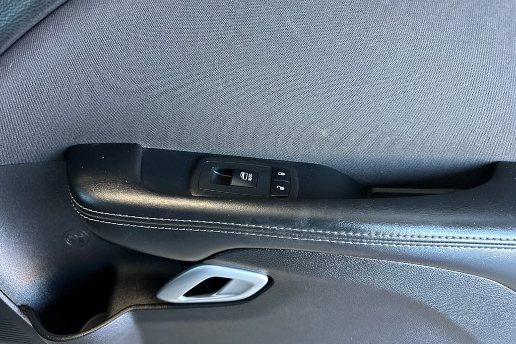 Thumbnail: 2019 Dodge Challenger - 25