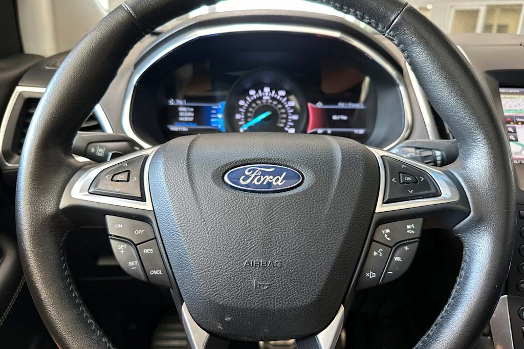 Thumbnail: 2015 Ford Edge - 30