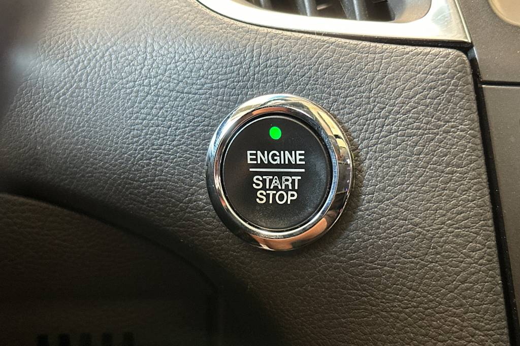 Thumbnail: 2015 Ford Edge - 29