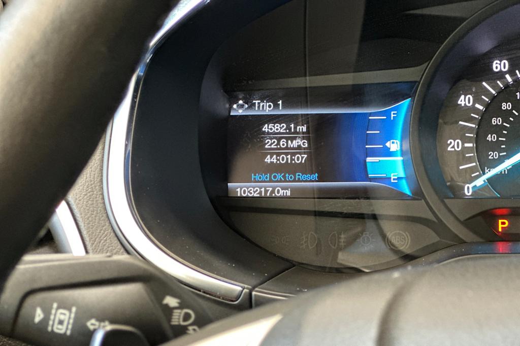 Thumbnail: 2015 Ford Edge - 33