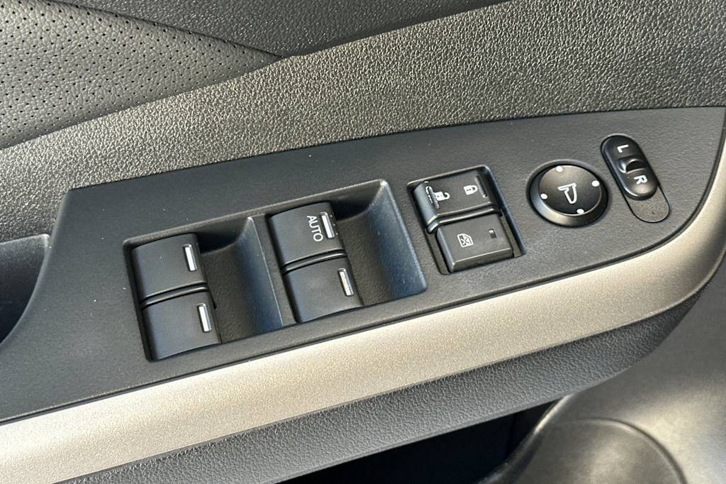 Thumbnail: 2016 Honda CR-V - 22