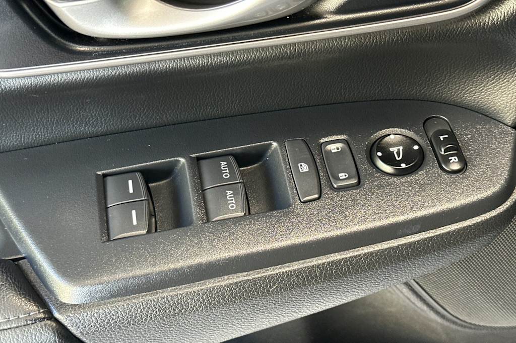 Thumbnail: 2020 Honda CR-V - 22