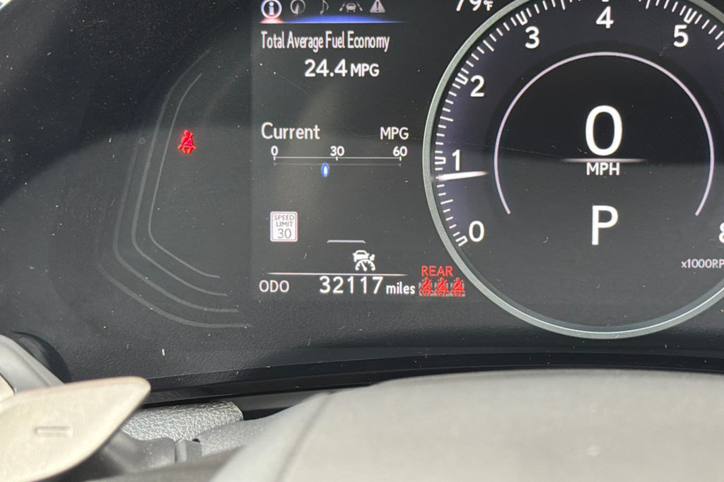 Thumbnail: 2024 Lexus ES - 32