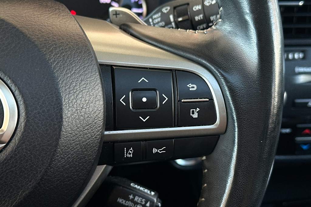 Thumbnail: 2020 Lexus RX - 31