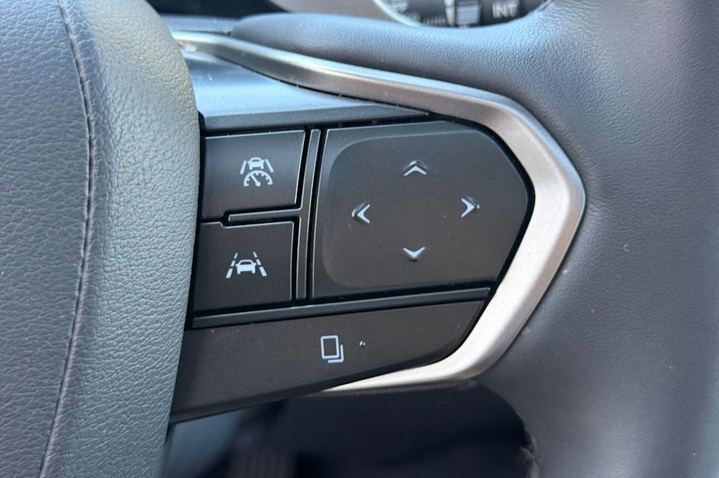 Thumbnail: 2024 Lexus RX - 31