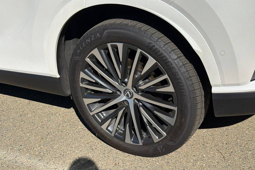 Thumbnail: 2024 Lexus RX - 21