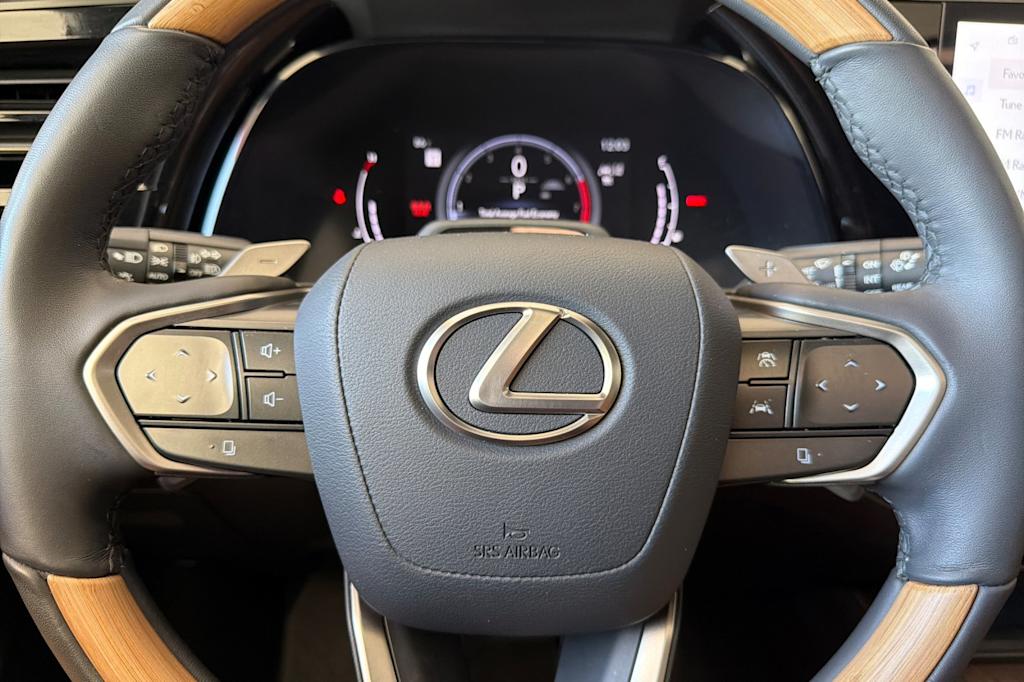 Thumbnail: 2024 Lexus RX - 29