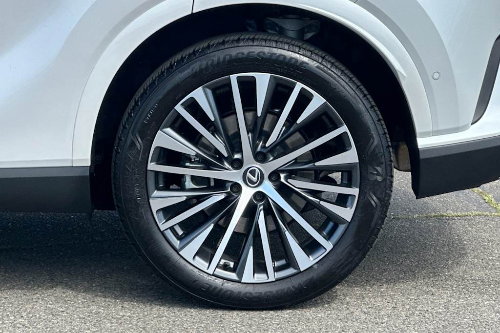 Thumbnail: 2024 Lexus RX - 8