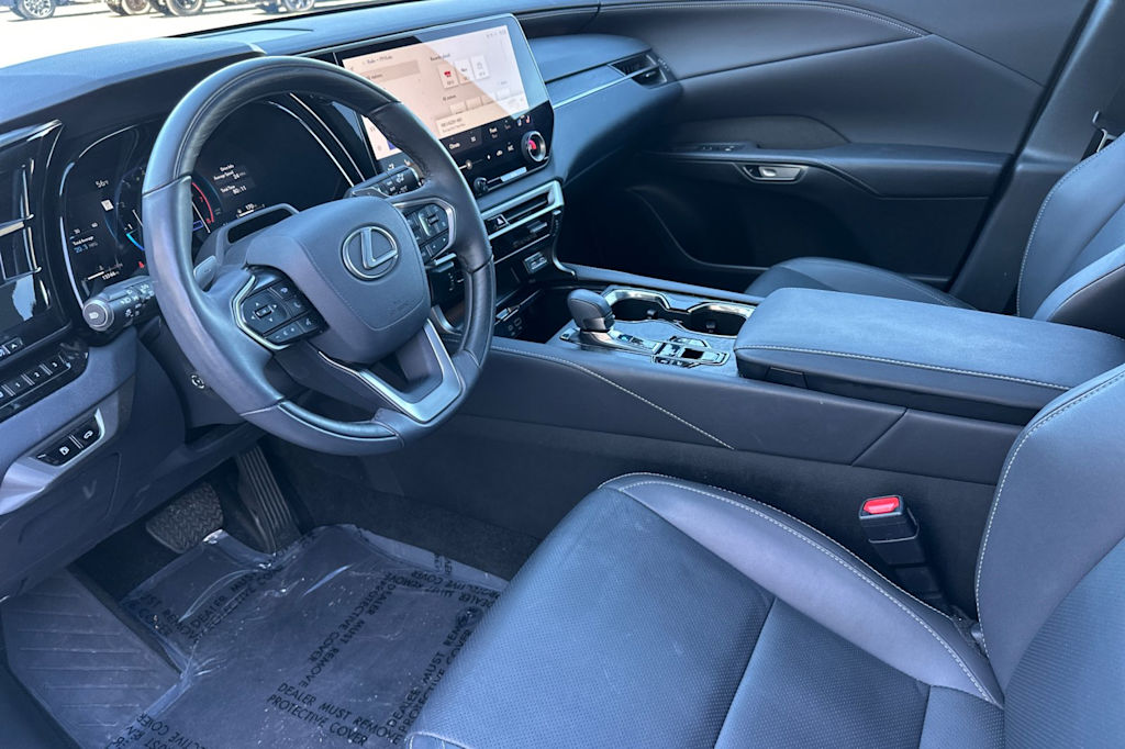 Thumbnail: 2025 Lexus RX - 9