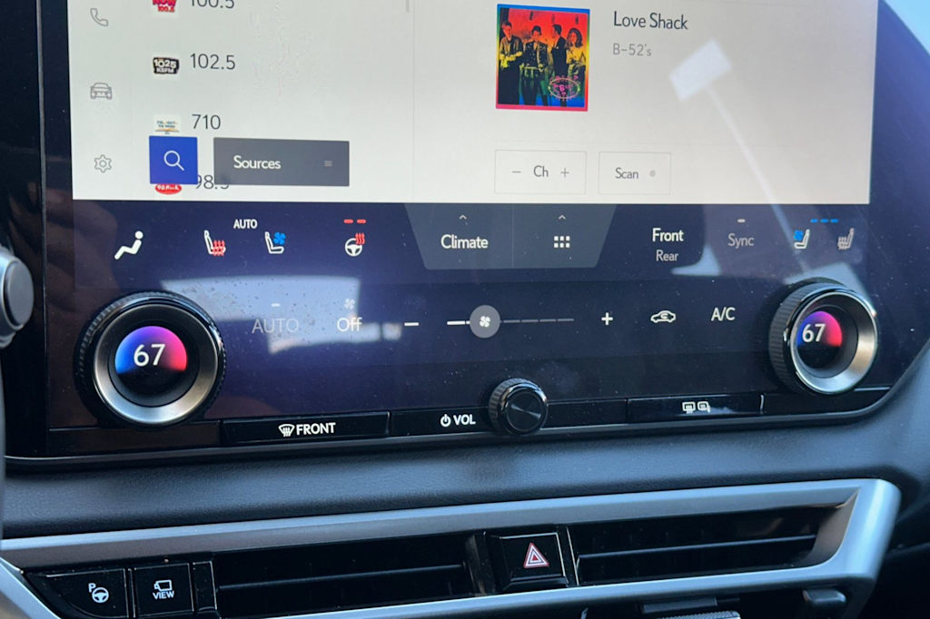 Thumbnail: 2024 Lexus RX - 26