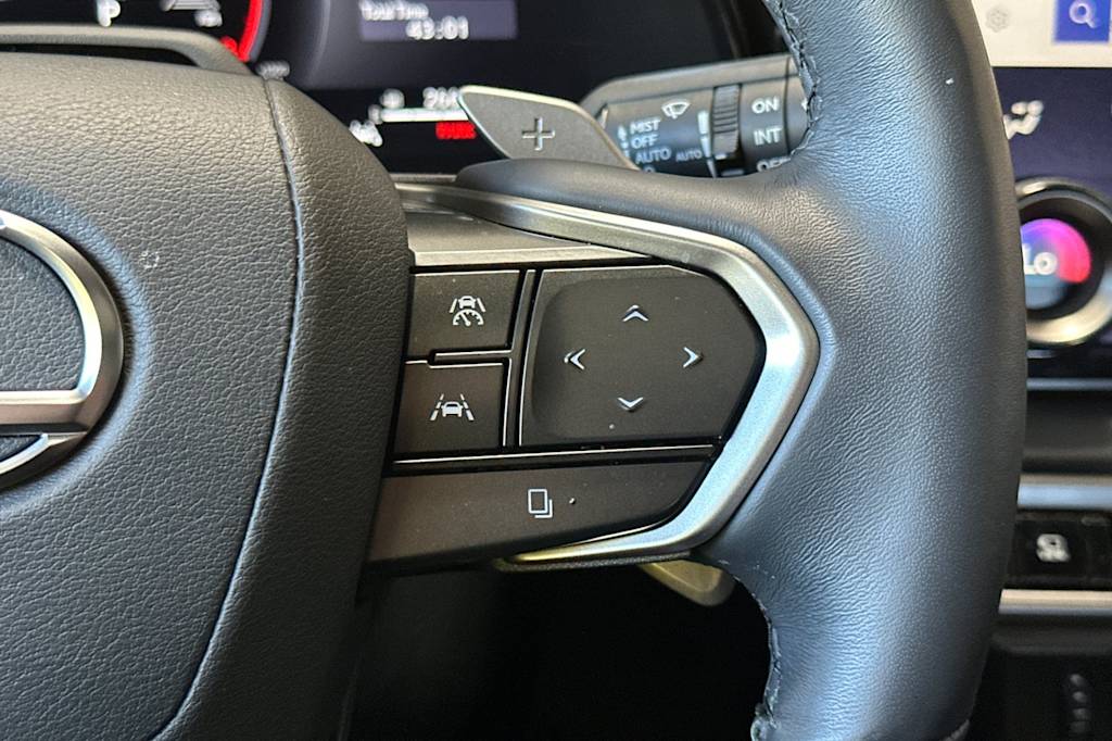 Thumbnail: 2025 Lexus RX - 31