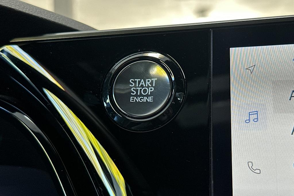 Thumbnail: 2025 Lexus RX - 28