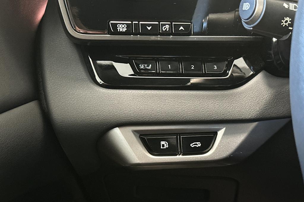 Thumbnail: 2025 Lexus RX - 33